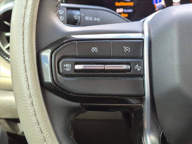Used 2024 Chevrolet Colorado ZR2 w/ Safety Package AWD/4WD image 4