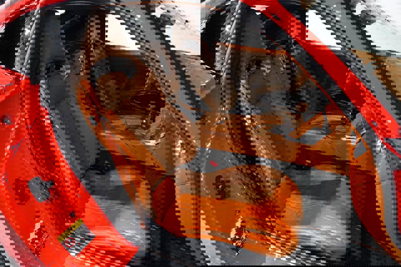 Used 2013 SRT Viper GTS w/ GTS Laguna Interior Pkg image 17