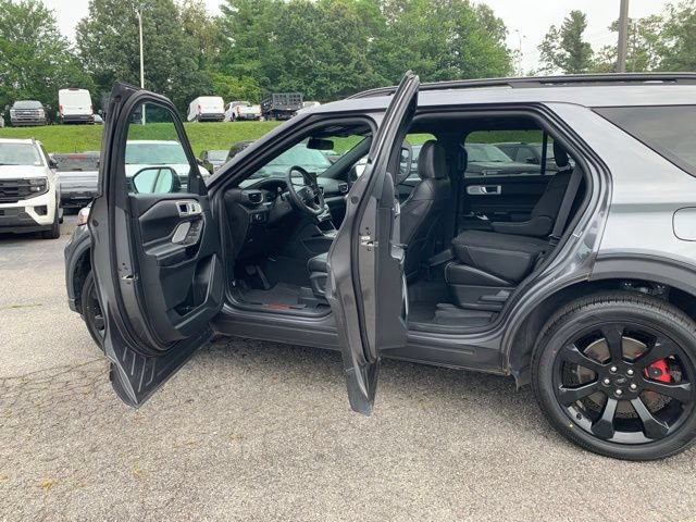 Certified 2023 Ford Explorer ST w/ Equipment Group 401A AWD/4WD image 17
