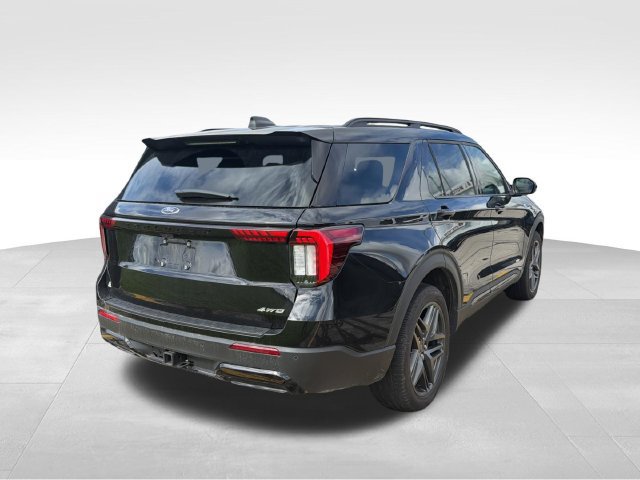 Used 2025 Ford Explorer ST-Line w/ Premium Package AWD/4WD image 8