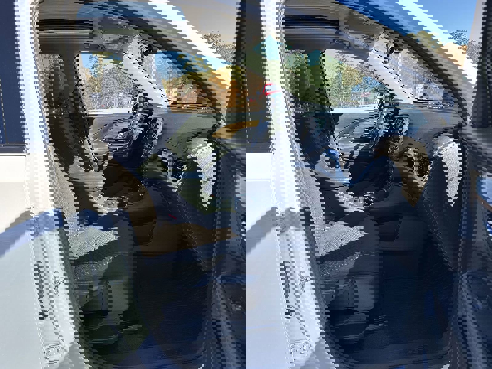 Used 2021 GMC Terrain SLE w/ Driver Convenience Package image 33