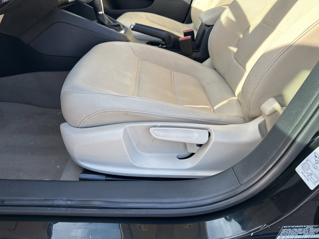 Used 2012 Volkswagen Jetta TDI image 13