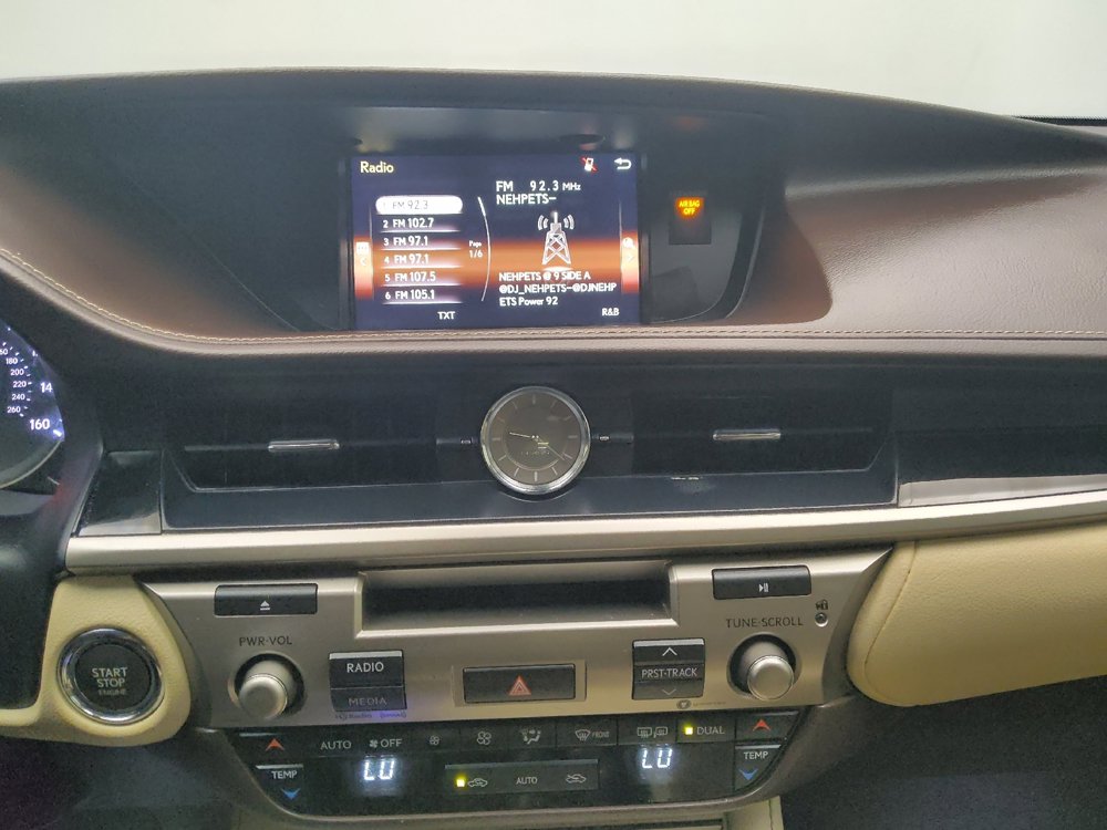 Used 2017 Lexus ES 350 w/ Accessory Package 2 FWD image 25