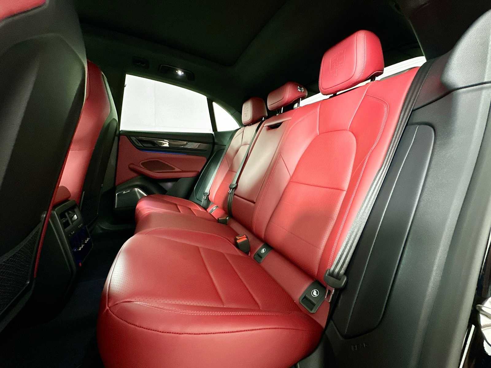 New 2025 Porsche Macan Turbo Electric image 23