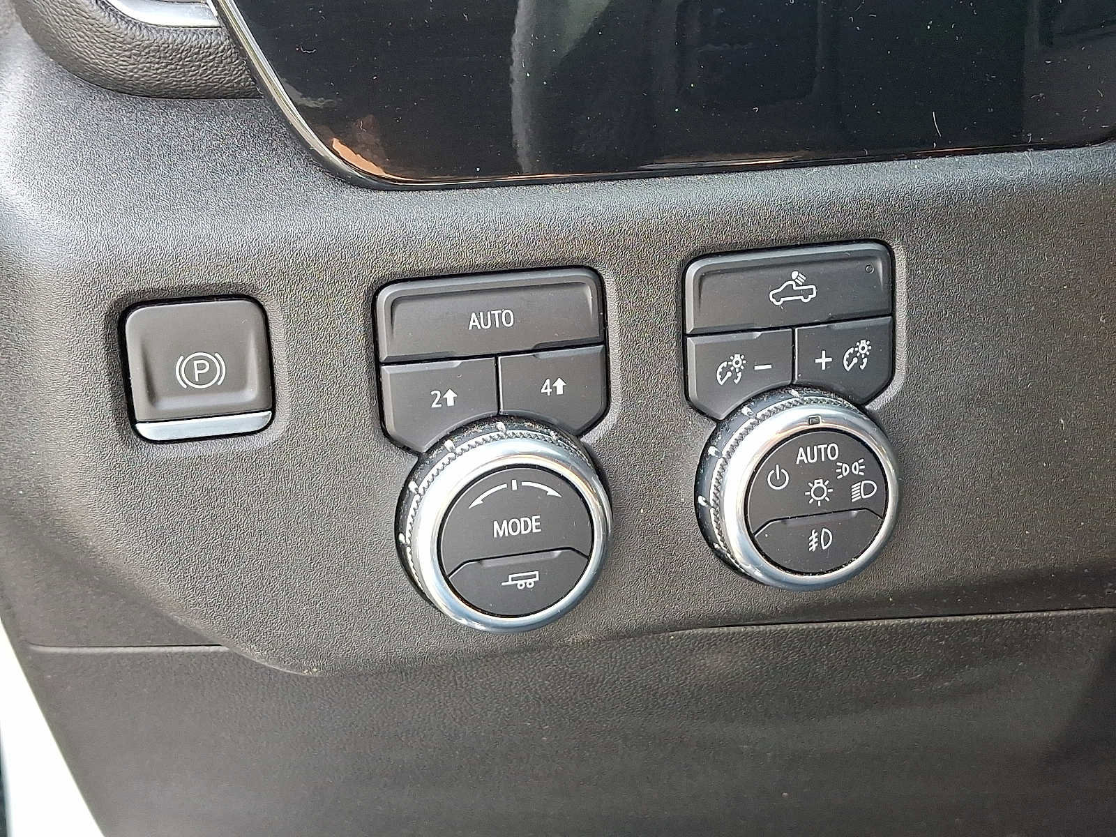 Used 2023 GMC Sierra 1500 Elevation image 26