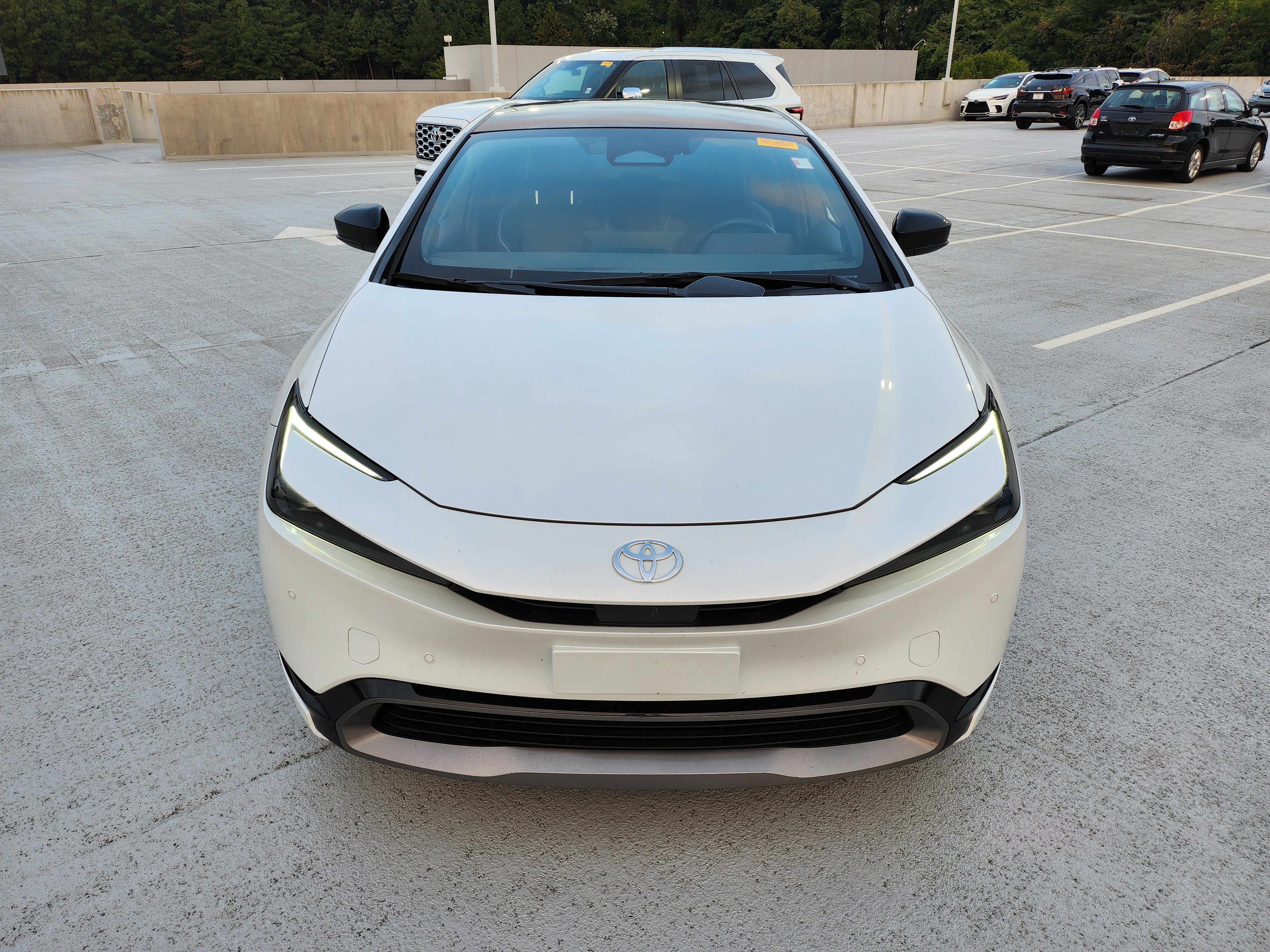 Used 2024 Toyota Prius Limited AWD/4WD image 8
