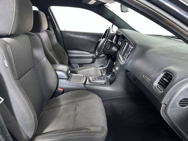 Used 2019 Dodge Charger SXT RWD image 29