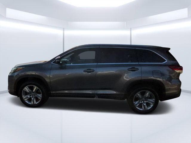 Used 2018 Toyota Highlander Limited FWD image 6