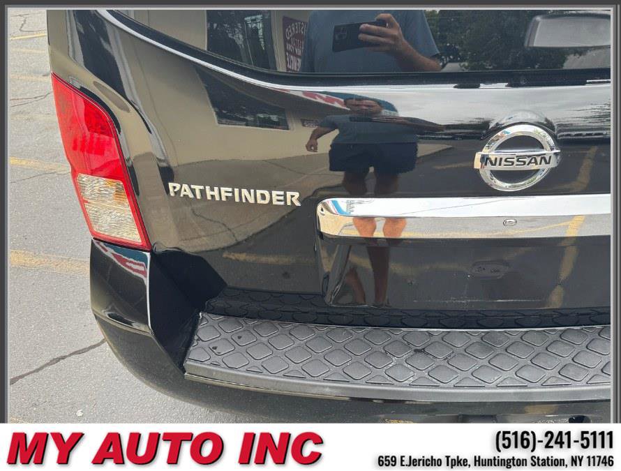 Used 2010 Nissan Pathfinder LE w/ Navigation Pkg image 38