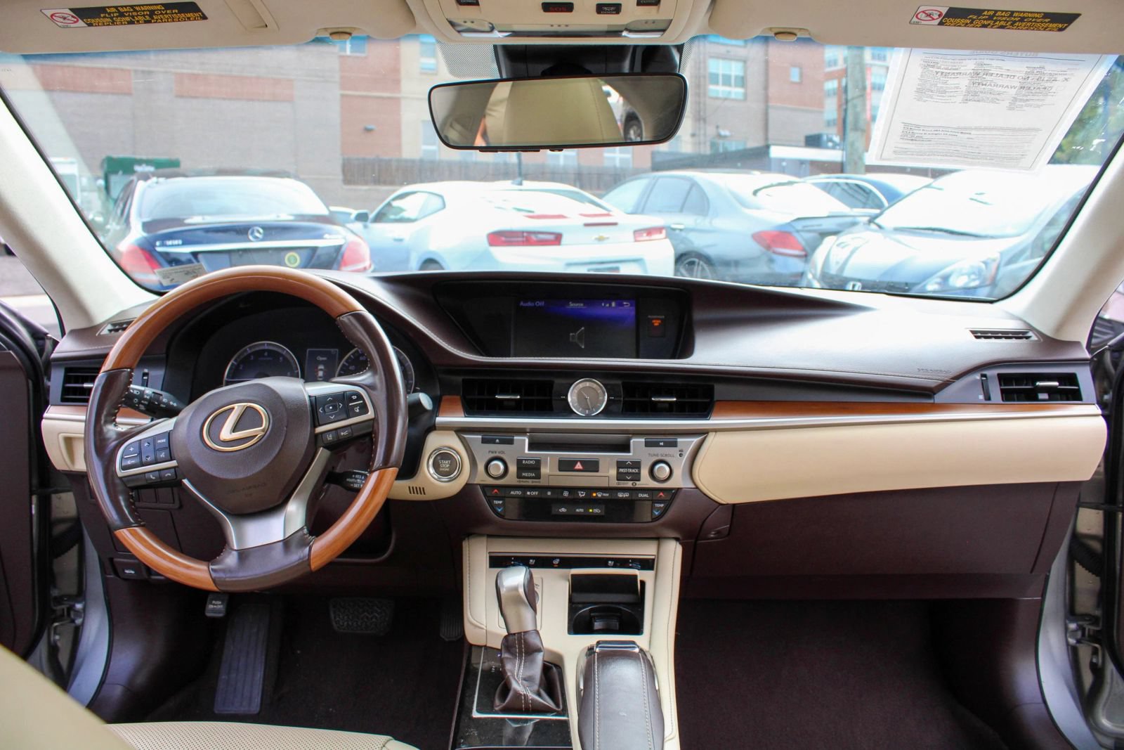 Used 2018 Lexus ES 350 w/ Navigation System Package FWD image 10