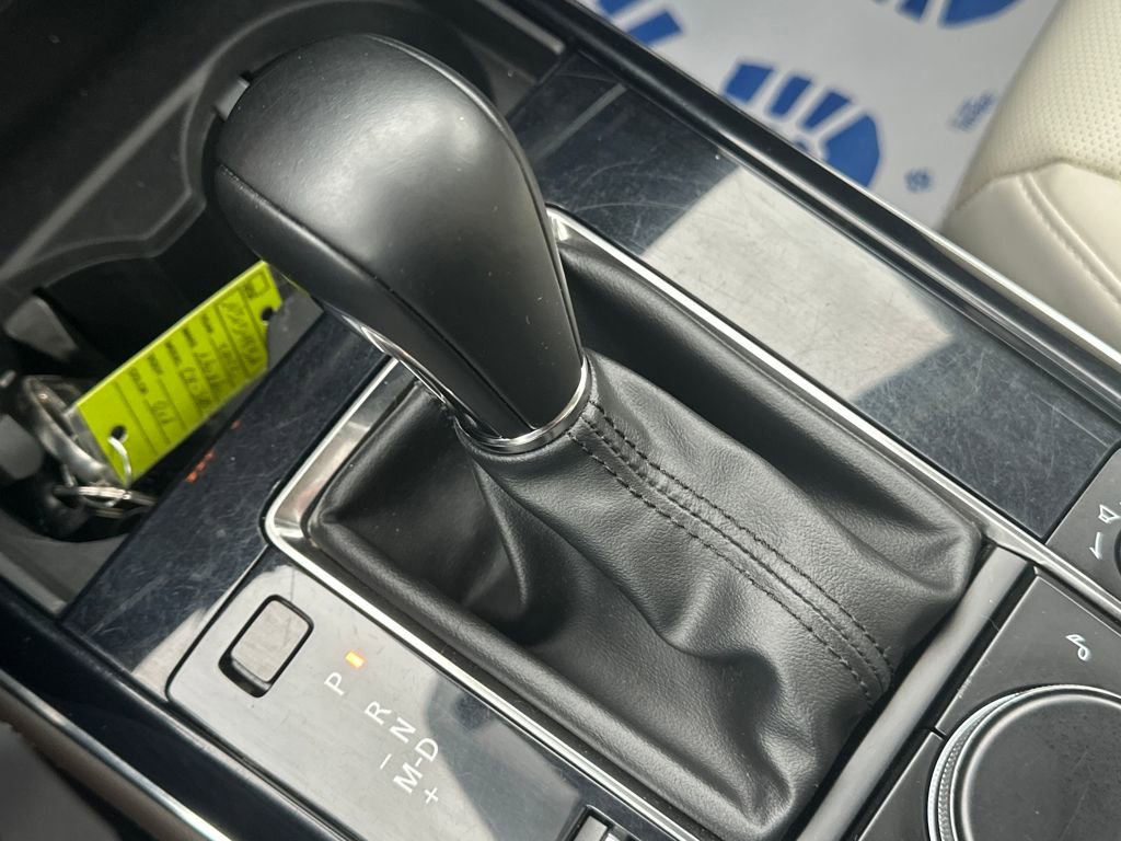 Used 2022 MAZDA CX-30 AWD 2.5 S w/ Premium Package image 27