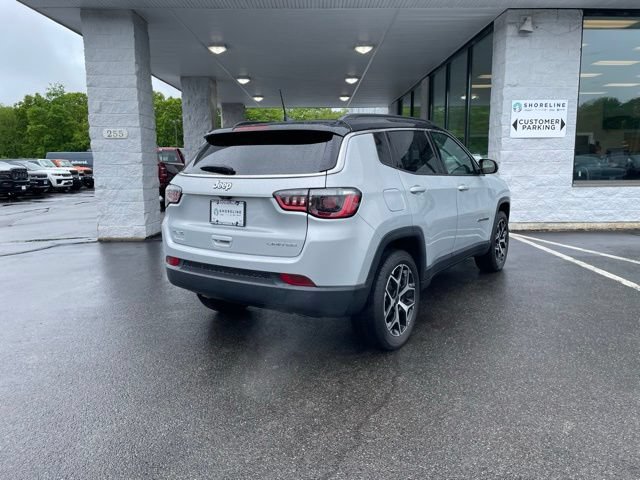 Used 2025 Jeep Compass Limited AWD/4WD image 5