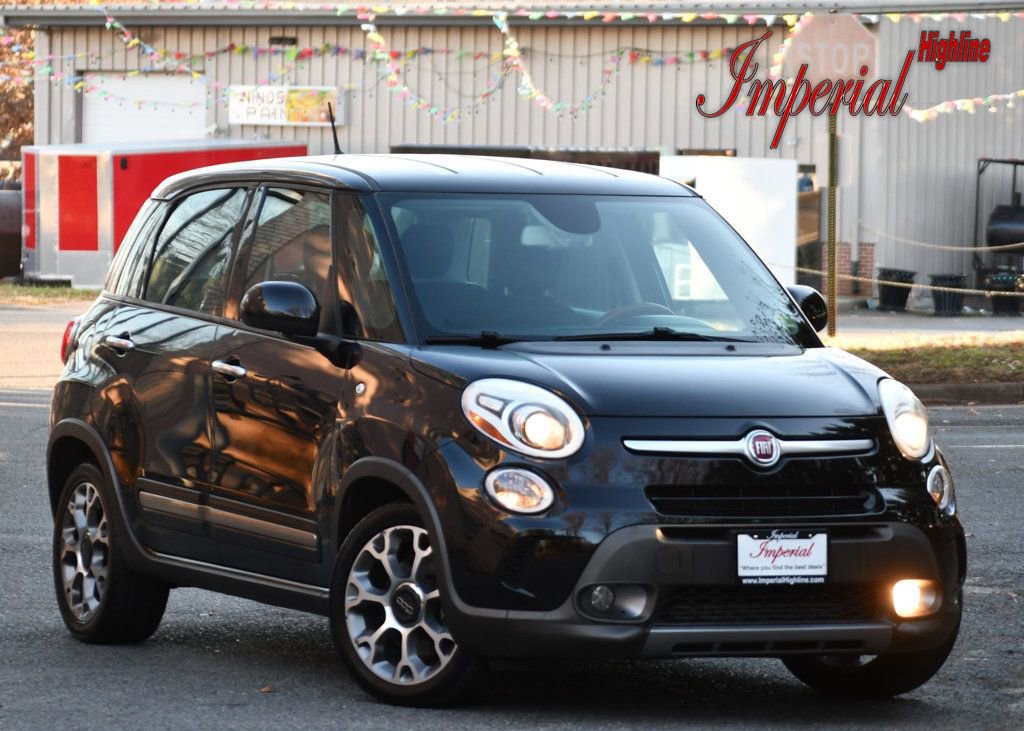 Used 2014 FIAT 500L Trekking w/ Popular Equipment Group image 1