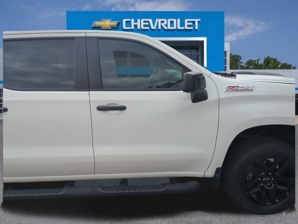 Used 2022 Chevrolet Silverado 1500 Custom Trail Boss AWD/4WD image 32