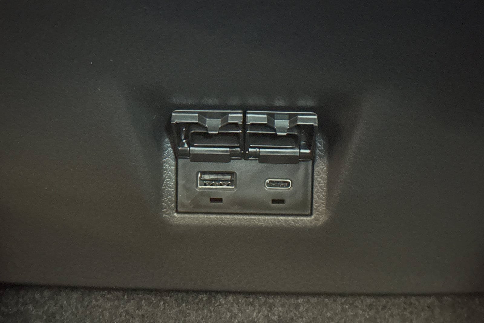 New 2026 Toyota Camry SE FWD image 14