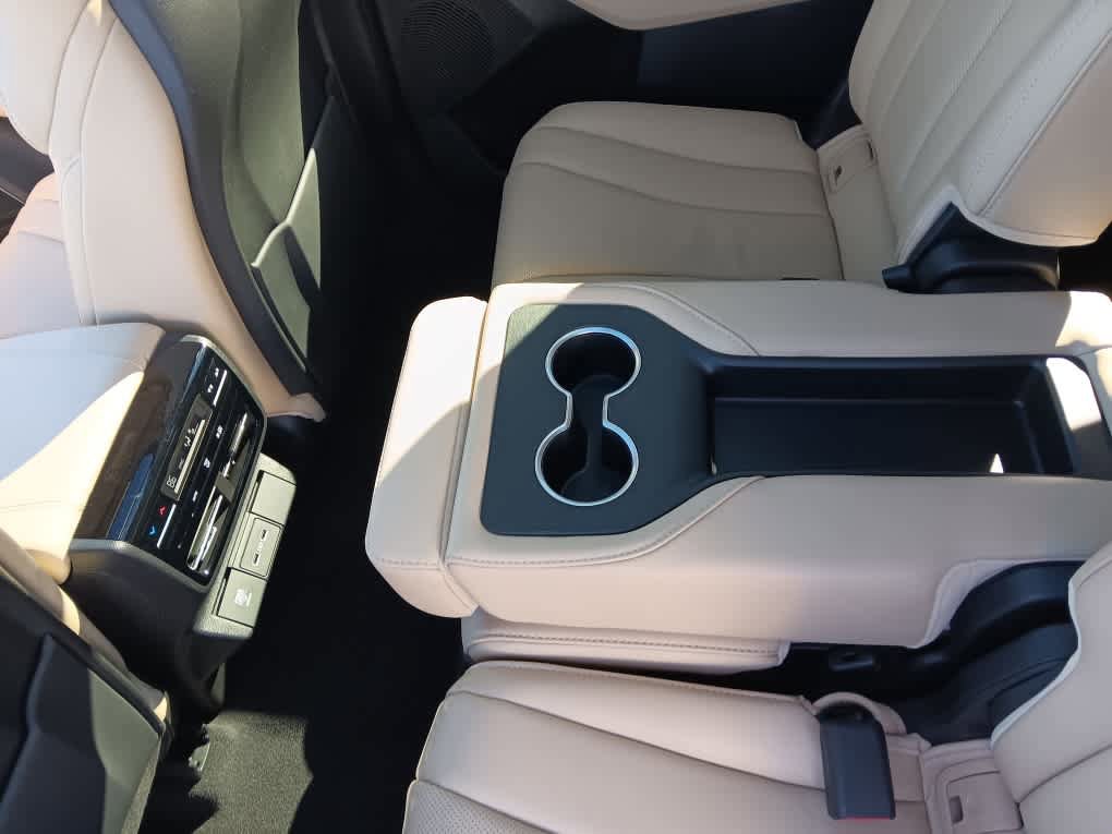 Used 2023 Acura MDX SH-AWD w/ Technology Package image 20
