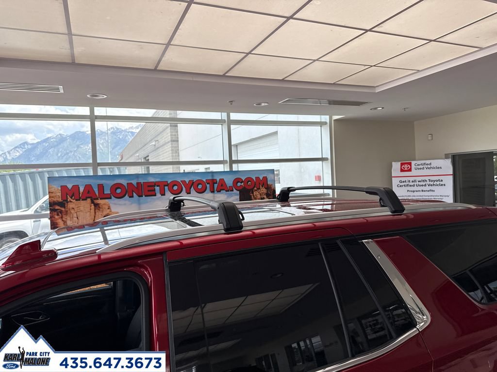 Used 2024 Chevrolet Tahoe Premier w/ Premium Package AWD/4WD image 9