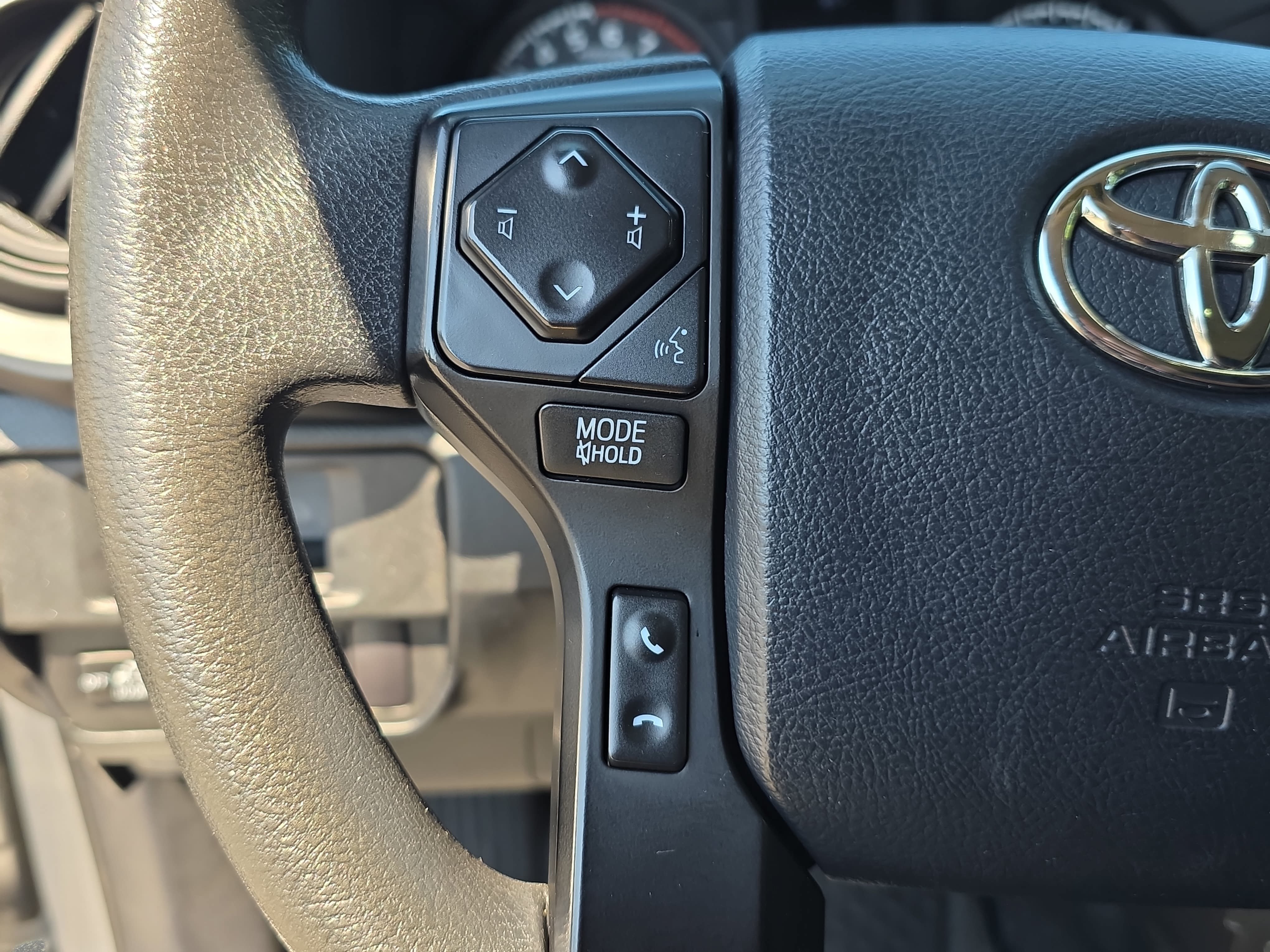 Used 2019 Toyota Tacoma SR w/ SR Convenience Package RWD image 15