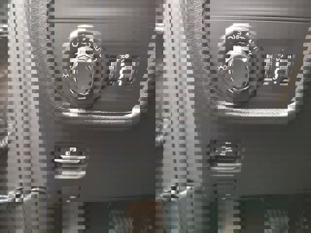 New 2026 Jeep Grand Cherokee Laredo image 15