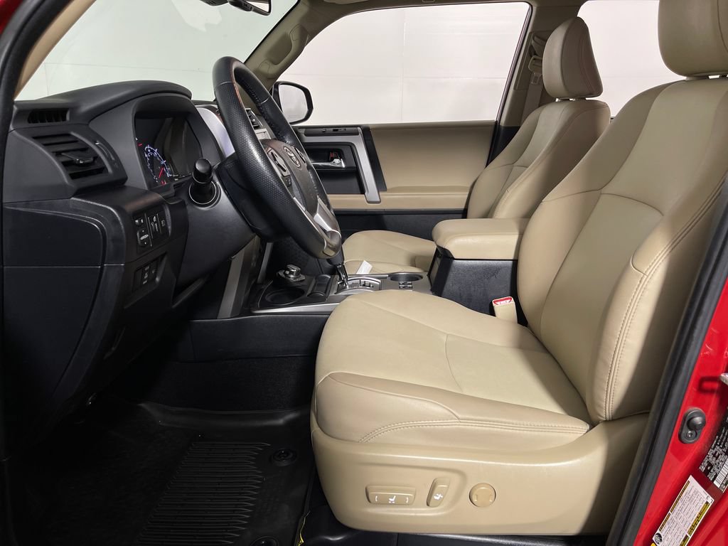 Used 2023 Toyota 4Runner SR5 Premium w/ Moonroof Package AWD/4WD image 12