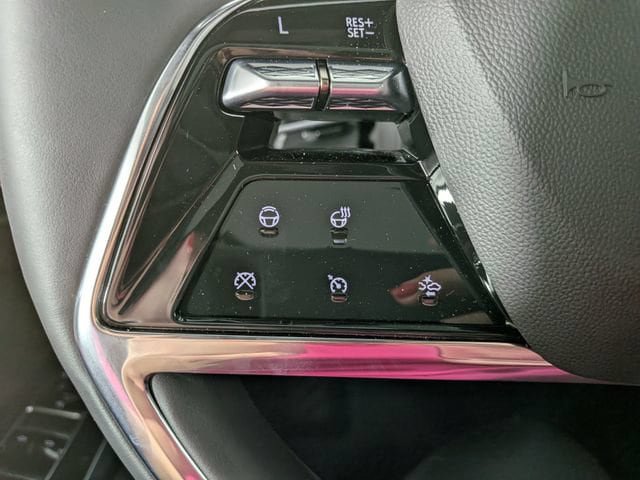 New 2026 Cadillac Escalade Sport AWD/4WD image 8