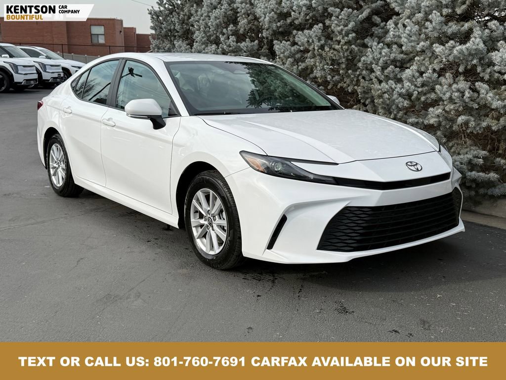 Used 2026 Toyota Camry LE image 12
