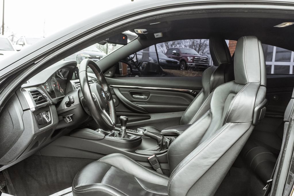 Used 2016 BMW M4 Coupe image 25