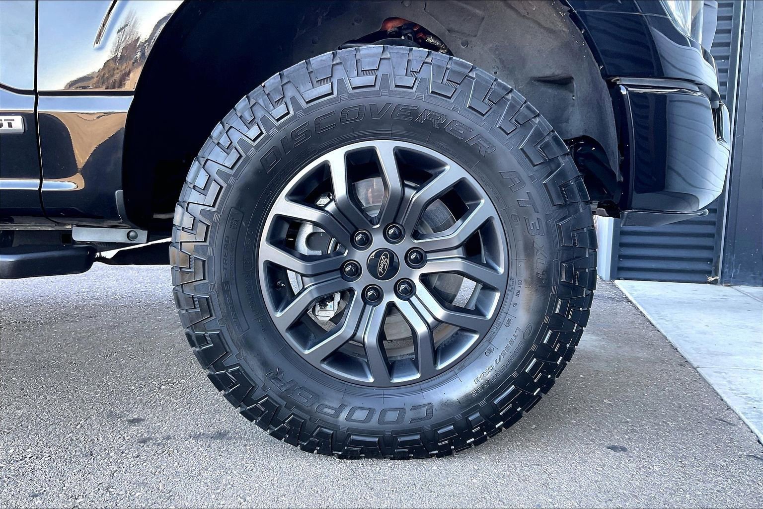 Used 2021 Ford F150 XLT w/ Equipment Group 302A High image 22