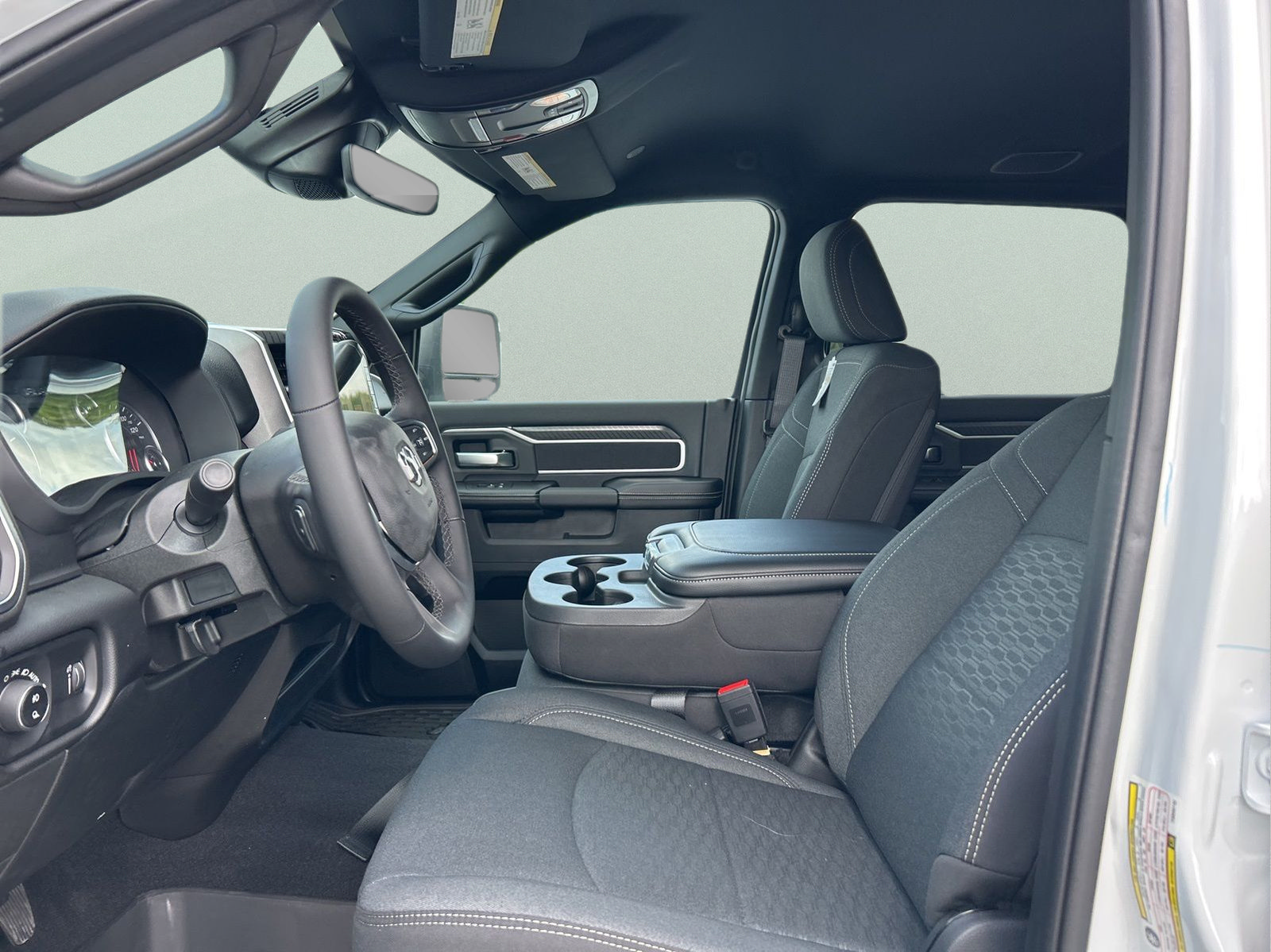 New 2026 RAM 2500 Big Horn AWD/4WD image 9