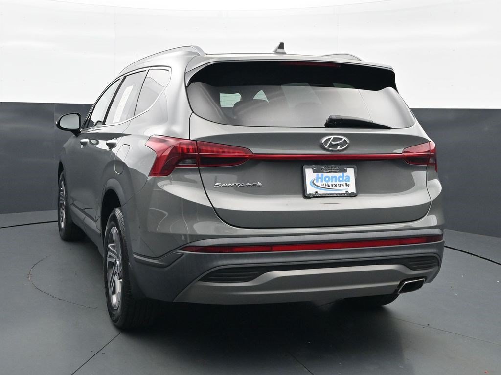 Used 2023 Hyundai Santa Fe SEL w/ Winter Weather Package FWD image 5