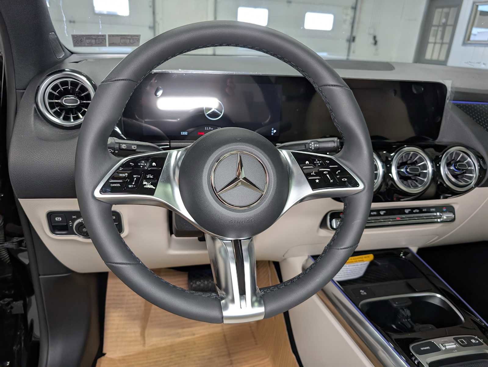 New 2026 Mercedes-Benz GLA 250 4MATIC image 31