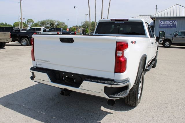Used 2025 Chevrolet Silverado 2500 W/T w/ WT/CX Safety Package AWD/4WD image 11