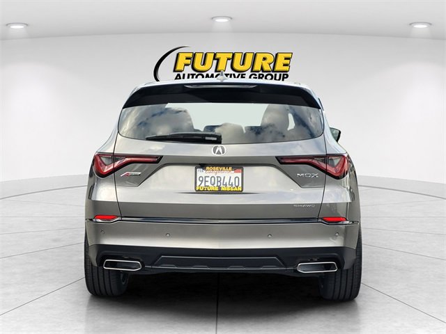 Used 2023 Acura MDX A-Spec image 8