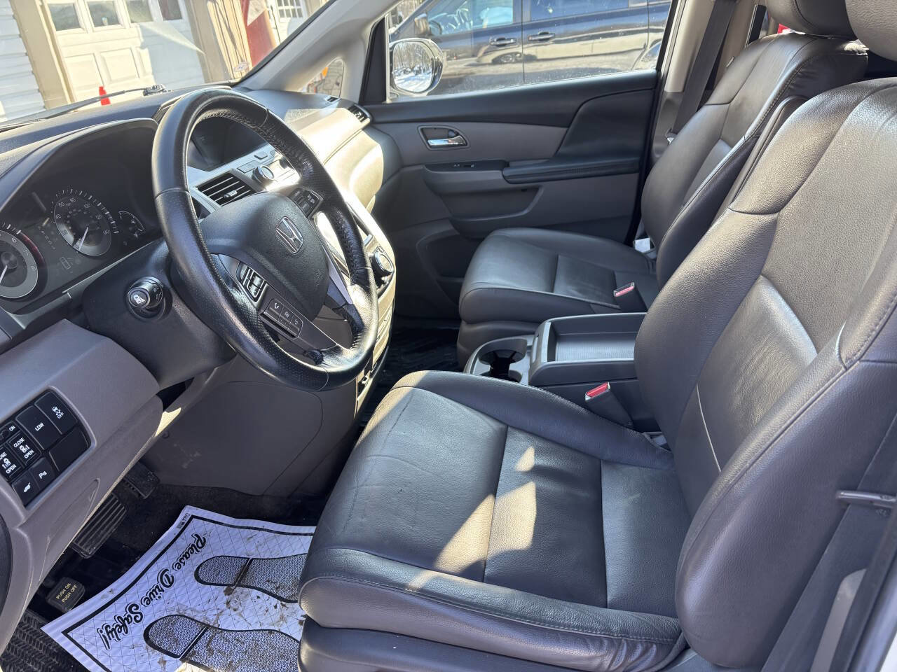Used 2014 Honda Odyssey Touring image 5