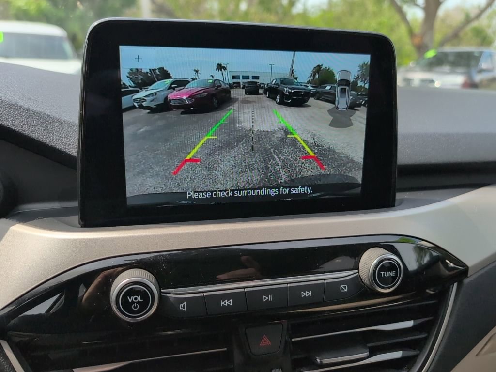 Certified 2022 Ford Escape SEL image 17