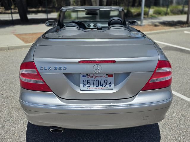 Used 2005 Mercedes-Benz CLK 320 Cabriolet image 30