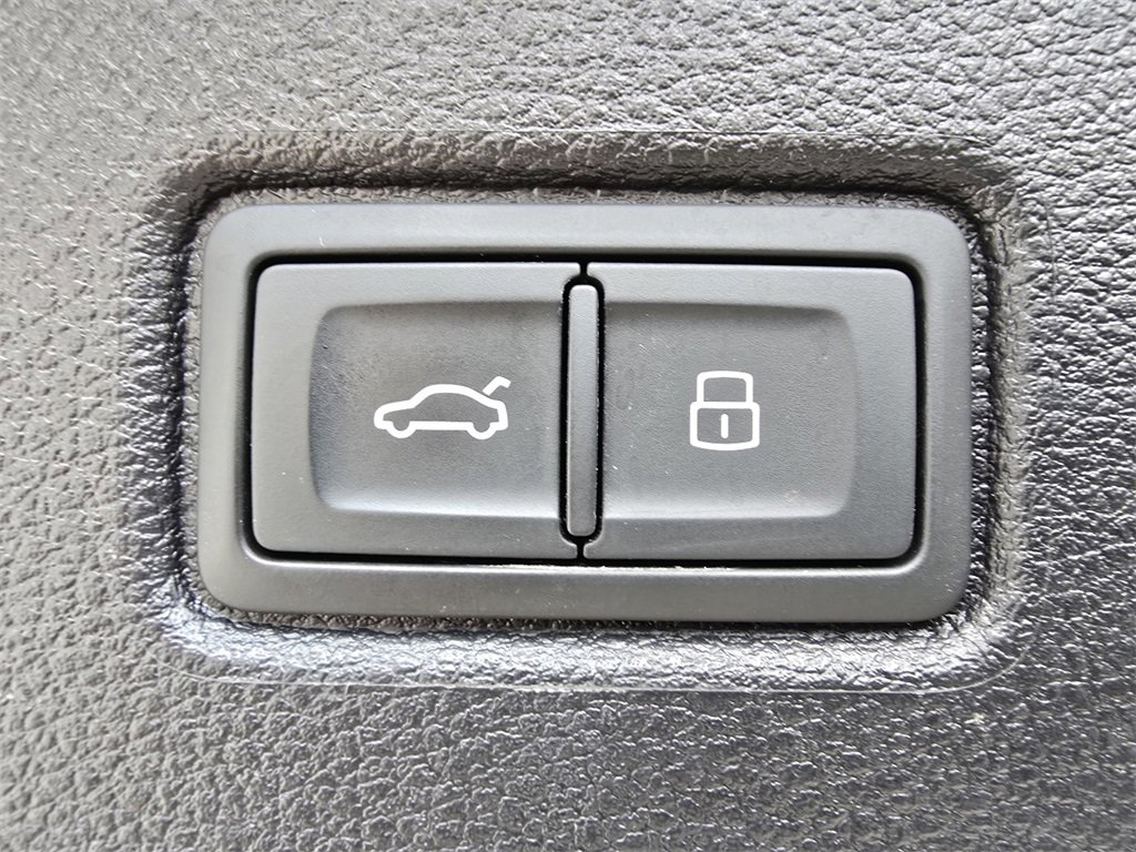 Used 2022 Audi Q7 3.0T Premium Plus image 20