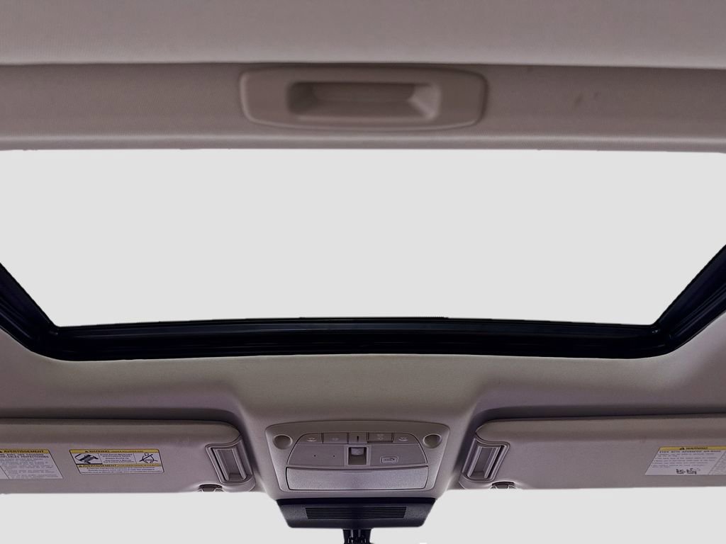 Used 2022 Nissan Armada Platinum image 21