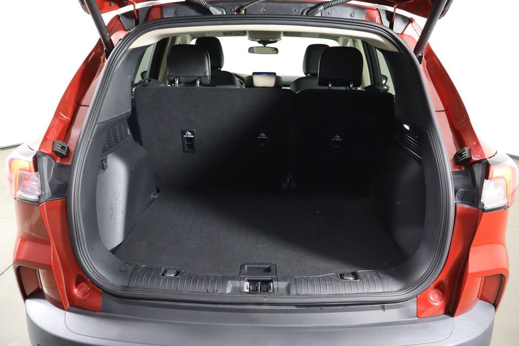 Used 2020 Ford Escape SEL FWD image 17