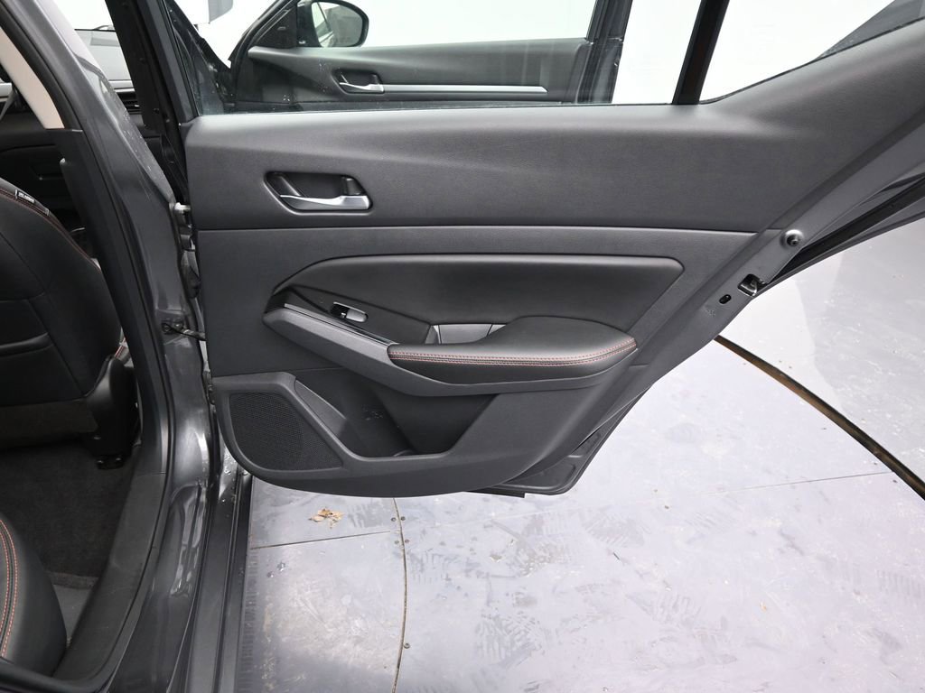 Used 2024 Nissan Altima 2.5 SR image 20