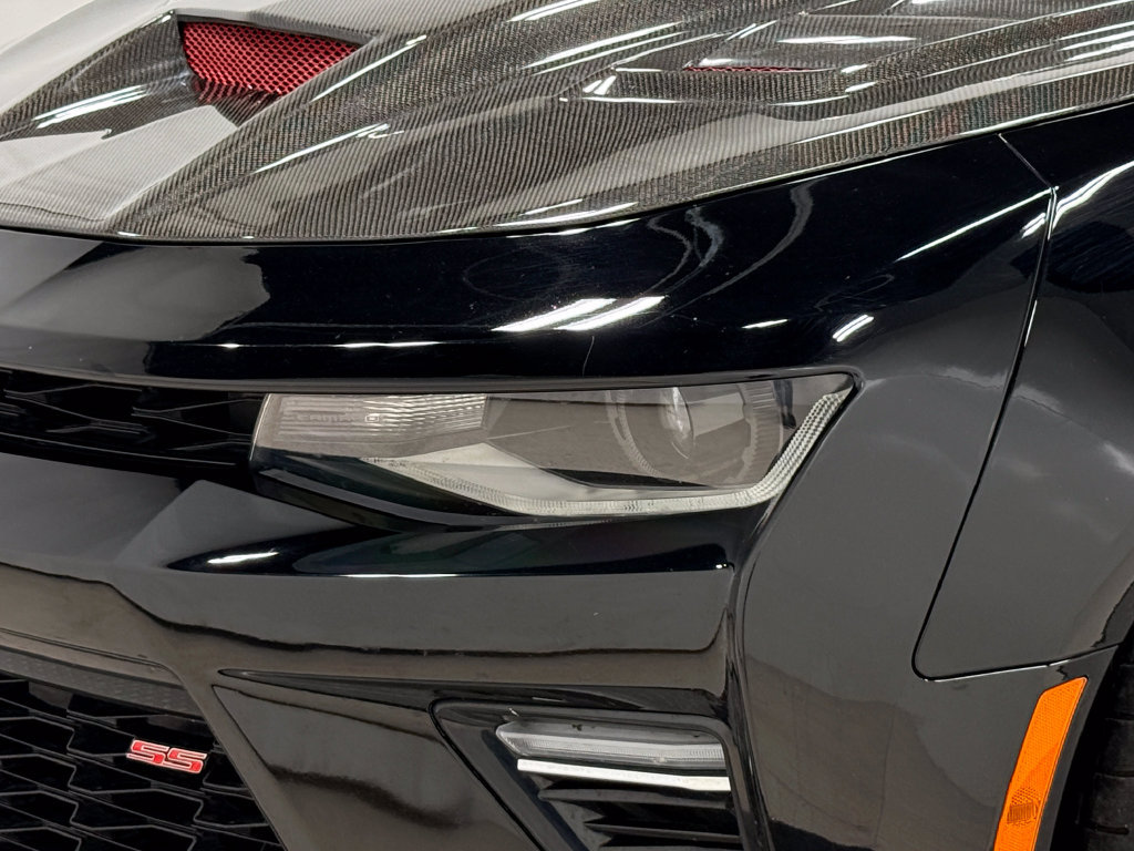 Used 2016 Chevrolet Camaro SS RWD image 35