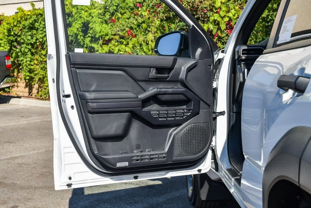 New 2025 Toyota 4Runner SR5 AWD/4WD image 22