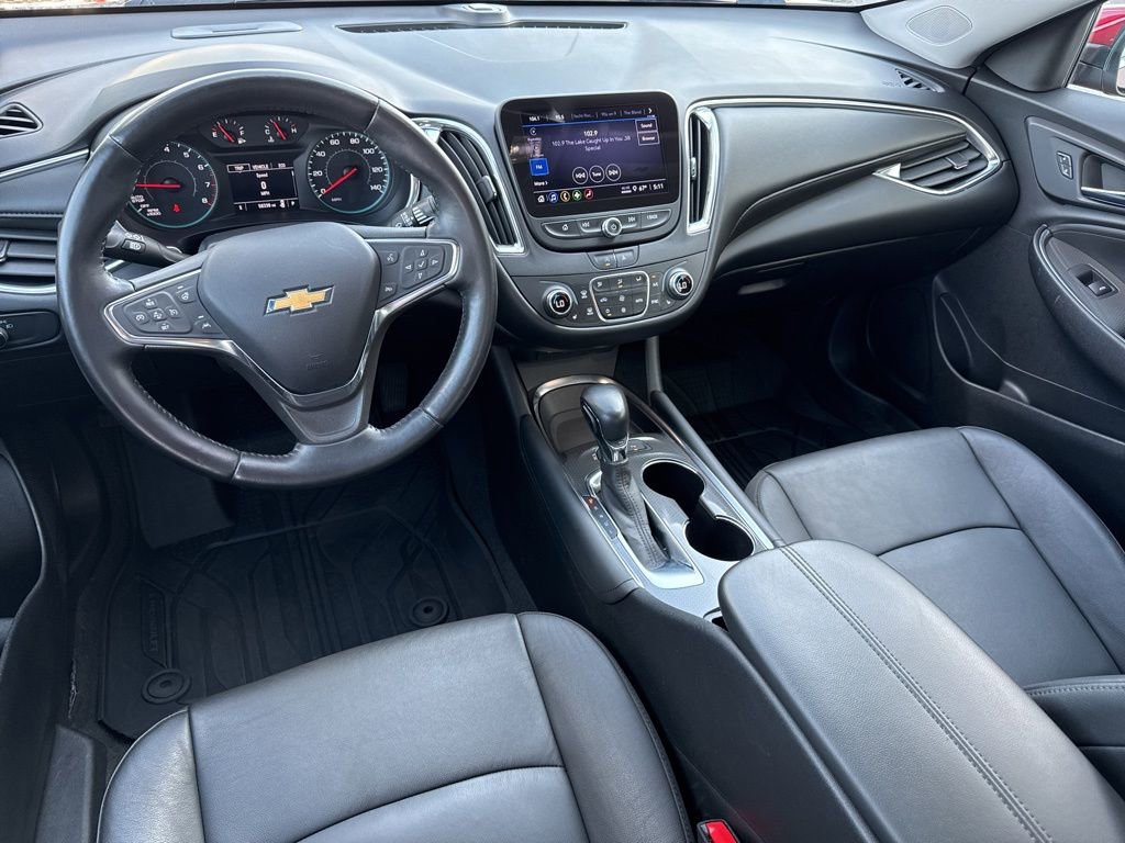 Used 2021 Chevrolet Malibu LT w/ Leather Package image 16