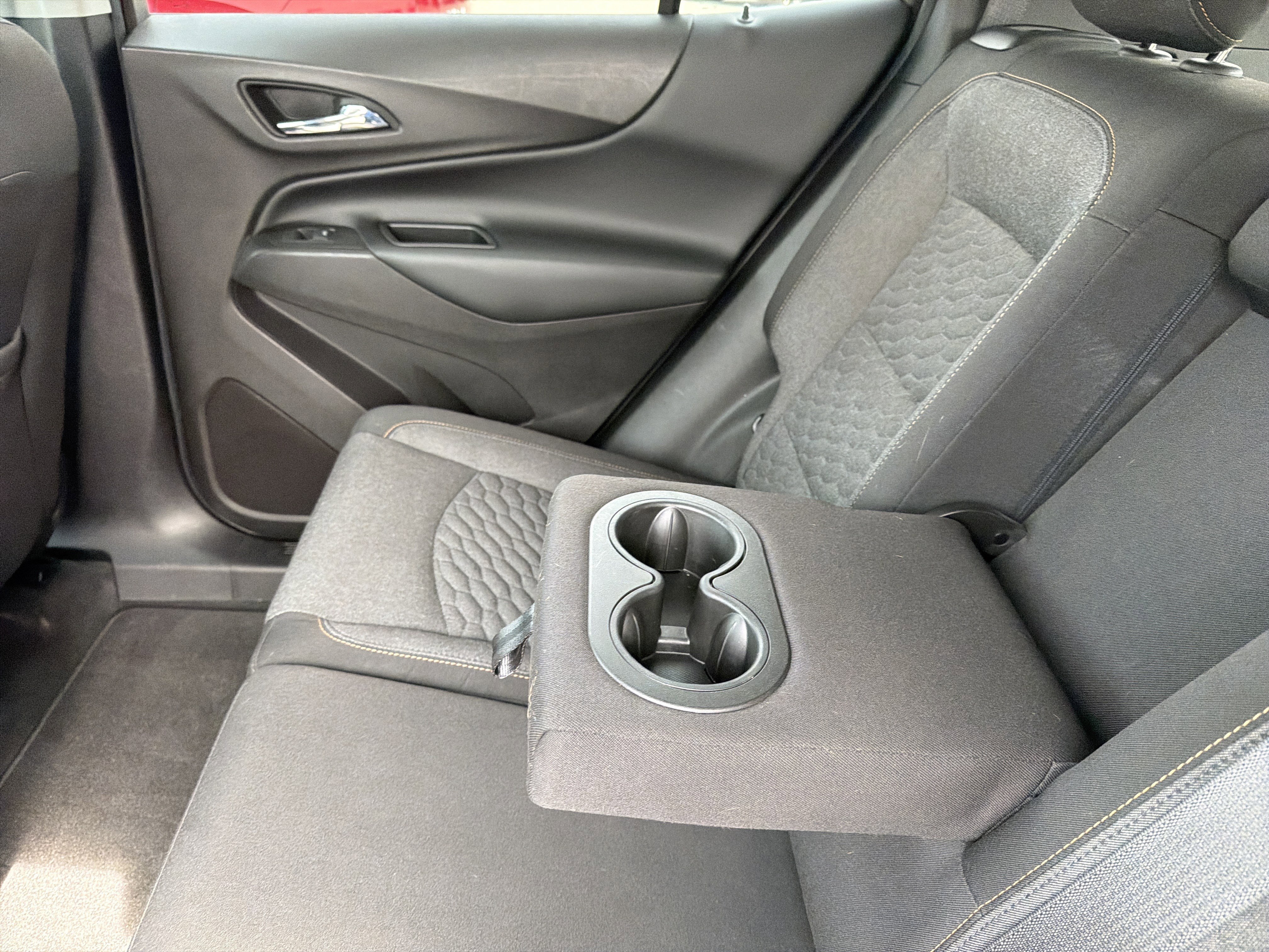 Used 2018 Chevrolet Equinox LT image 49