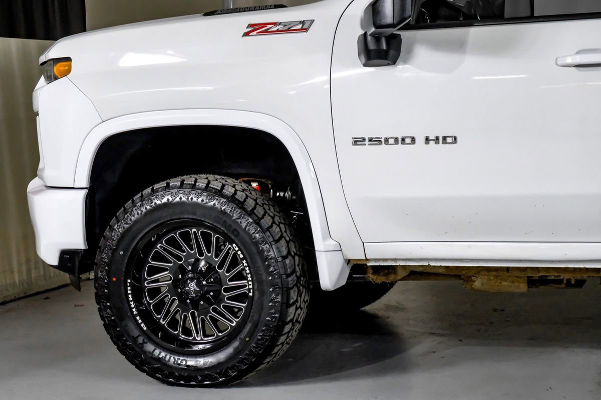 Used 2023 Chevrolet Silverado 2500 LT image 13