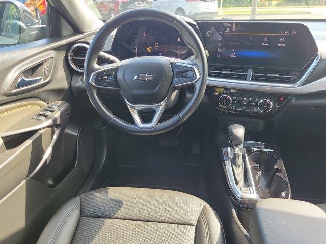 Used 2025 Chevrolet Trax ACTIV w/ Driver Confidence Package image 13