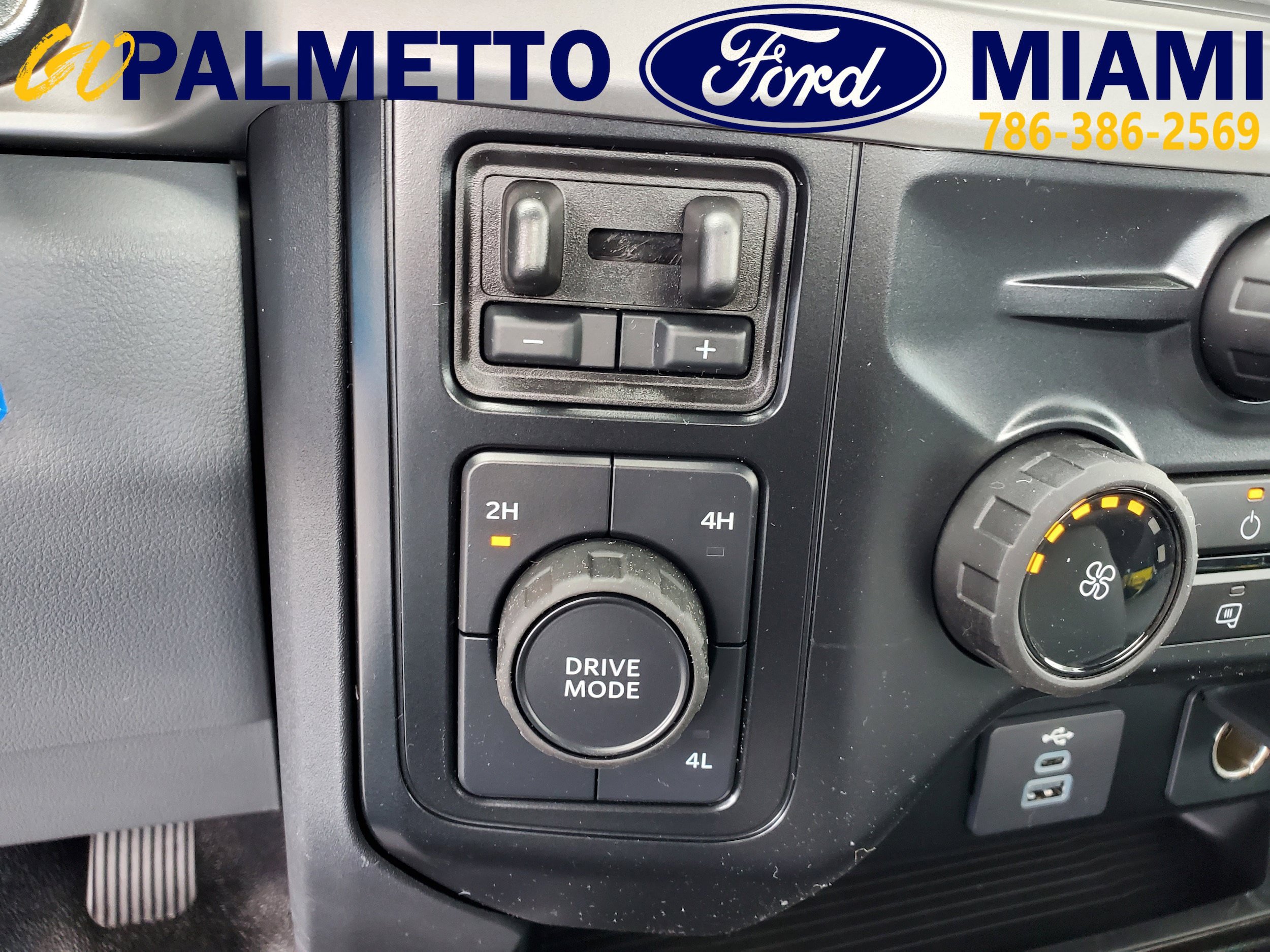 New 2024 Ford F350 XL w/ XL Chrome Package AWD/4WD image 16