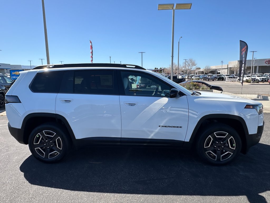 New 2026 Jeep Cherokee Laredo AWD/4WD image 9
