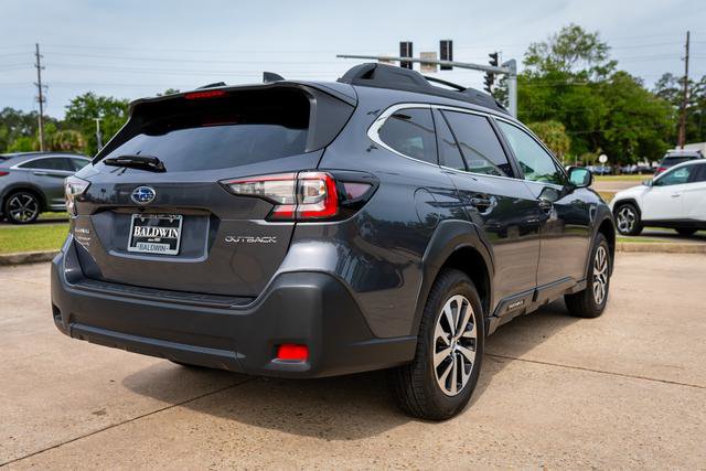 Certified 2025 Subaru Outback Premium AWD/4WD image 18