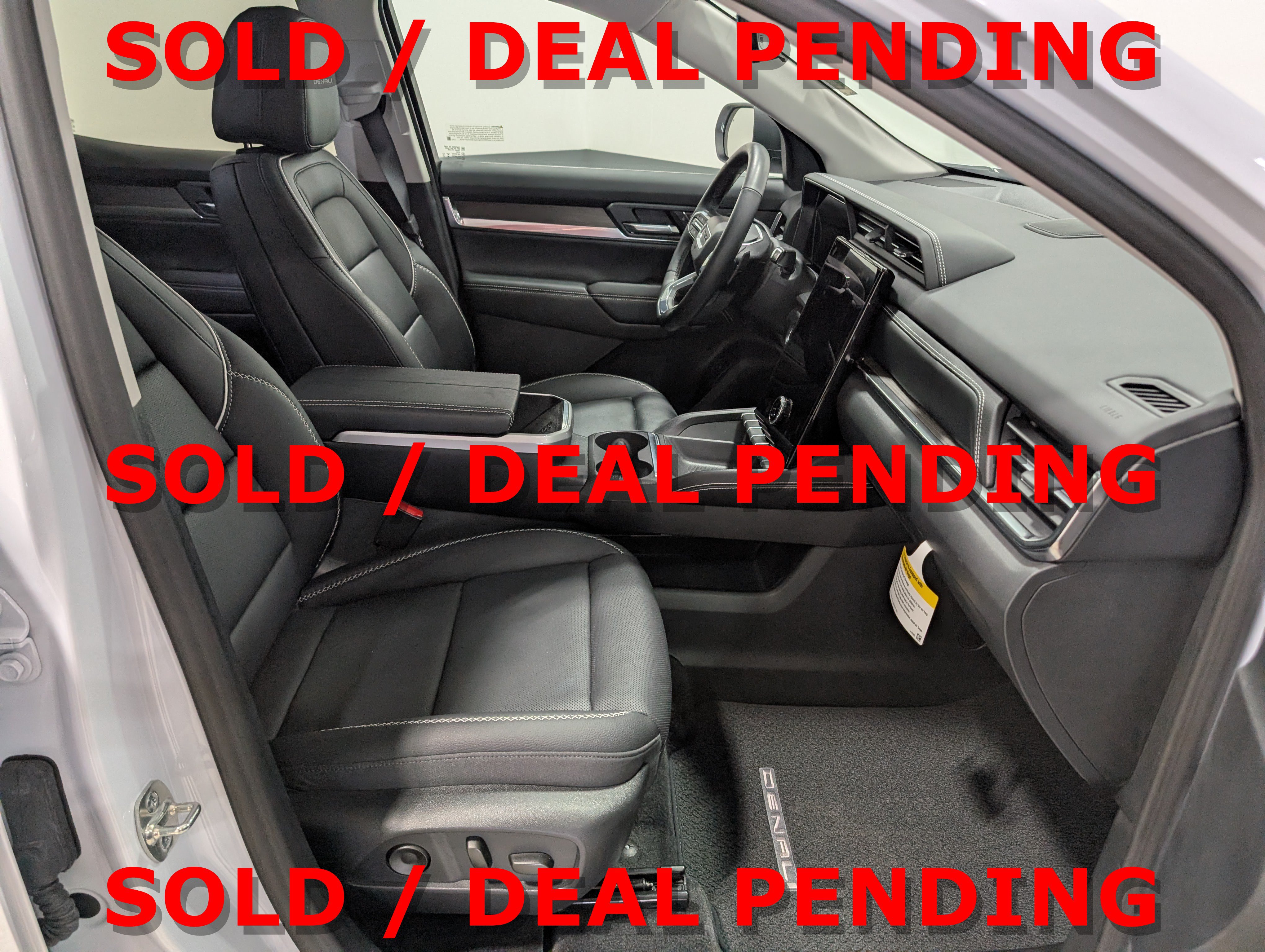 Used 2026 GMC Terrain Denali AWD/4WD image 18
